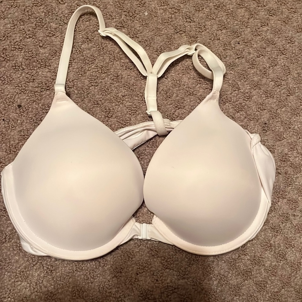 White front clasp VS Pink bra push up 34b condition like new